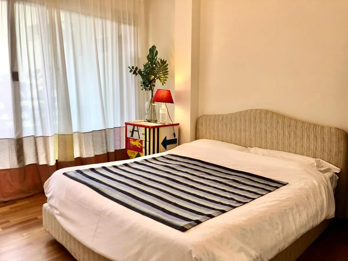 Mascalzone Latino, City Center Apartment Como