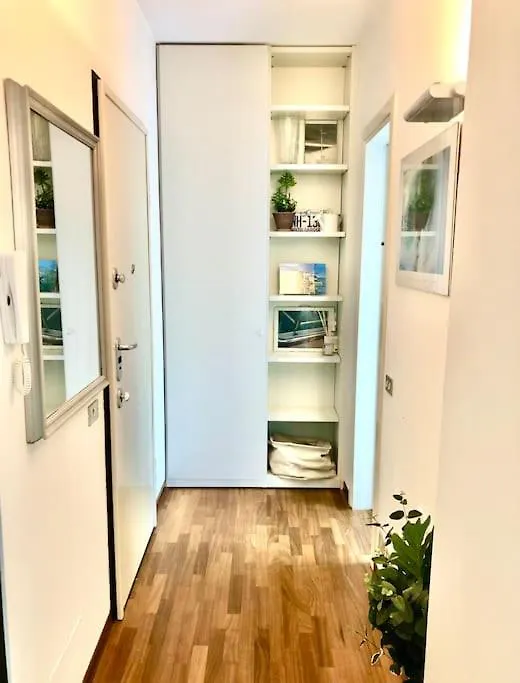 Mascalzone Latino, City Center Apartment Como